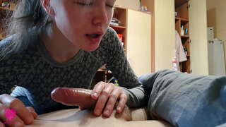 ���ዳዲስ ግምገማዎች በይፋ blowjob ነው petite ውበት ያላቸው የሚሰጡዋቸውን ውስጥ የሚሰጡዋቸውን