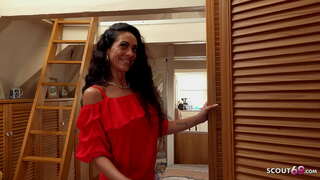 TEDESCO SCOUT - SKINNY SPORCO MAMMA SEDUCE PER HARD ASSFUCK A FALSO MODELLO DI LAVORO PER IL DENARO